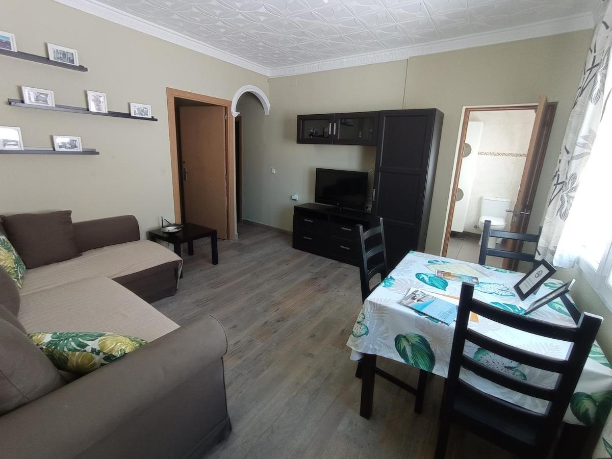 Apartamento, Dos Dormitorios, Tipo Atico Cerca Del Centro Jerez de la Frontera Exterior photo