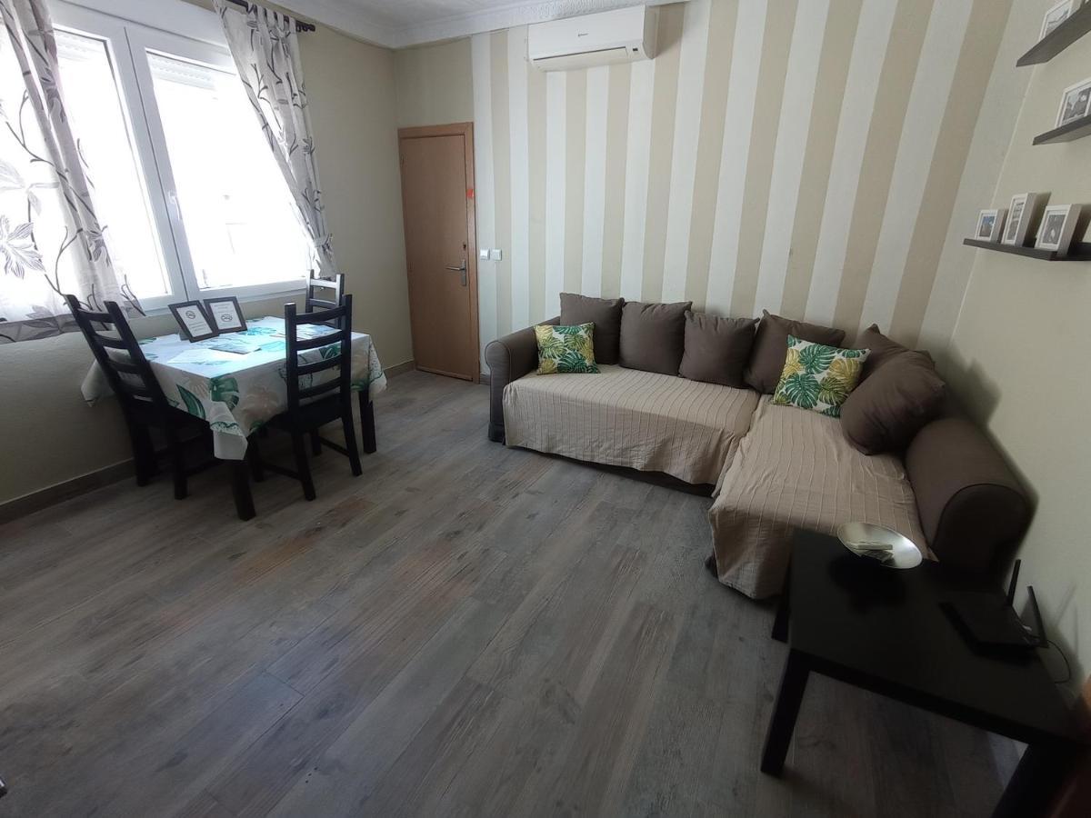 Apartamento, Dos Dormitorios, Tipo Atico Cerca Del Centro Jerez de la Frontera Exterior photo